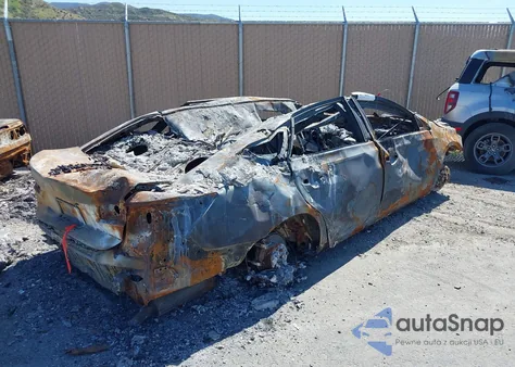 2014 Toyota Avalon Hybrid Limited from USA, damaged, VIN 4T1BD1EB3EU026925